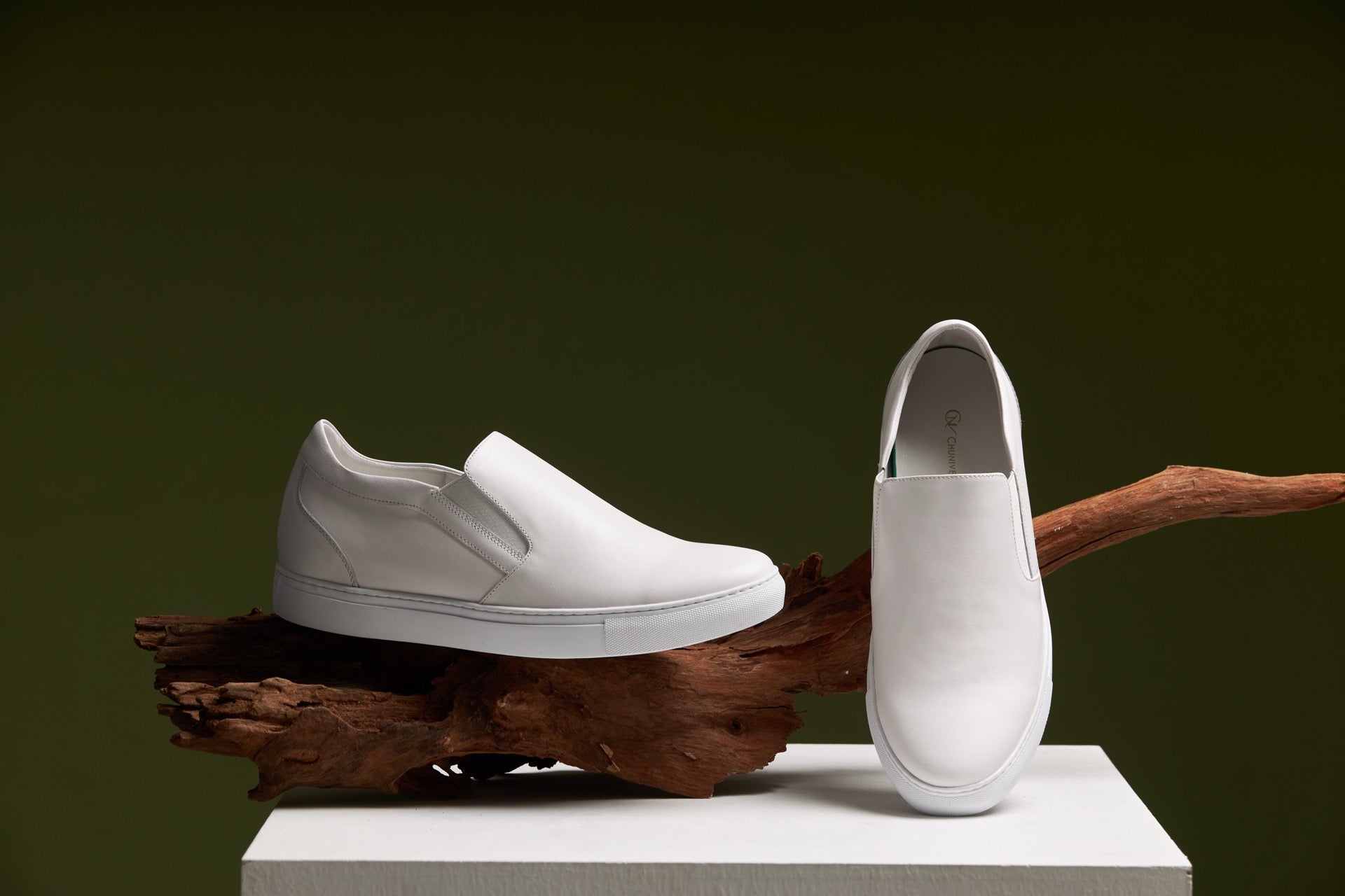 Slip-On White 6cm
