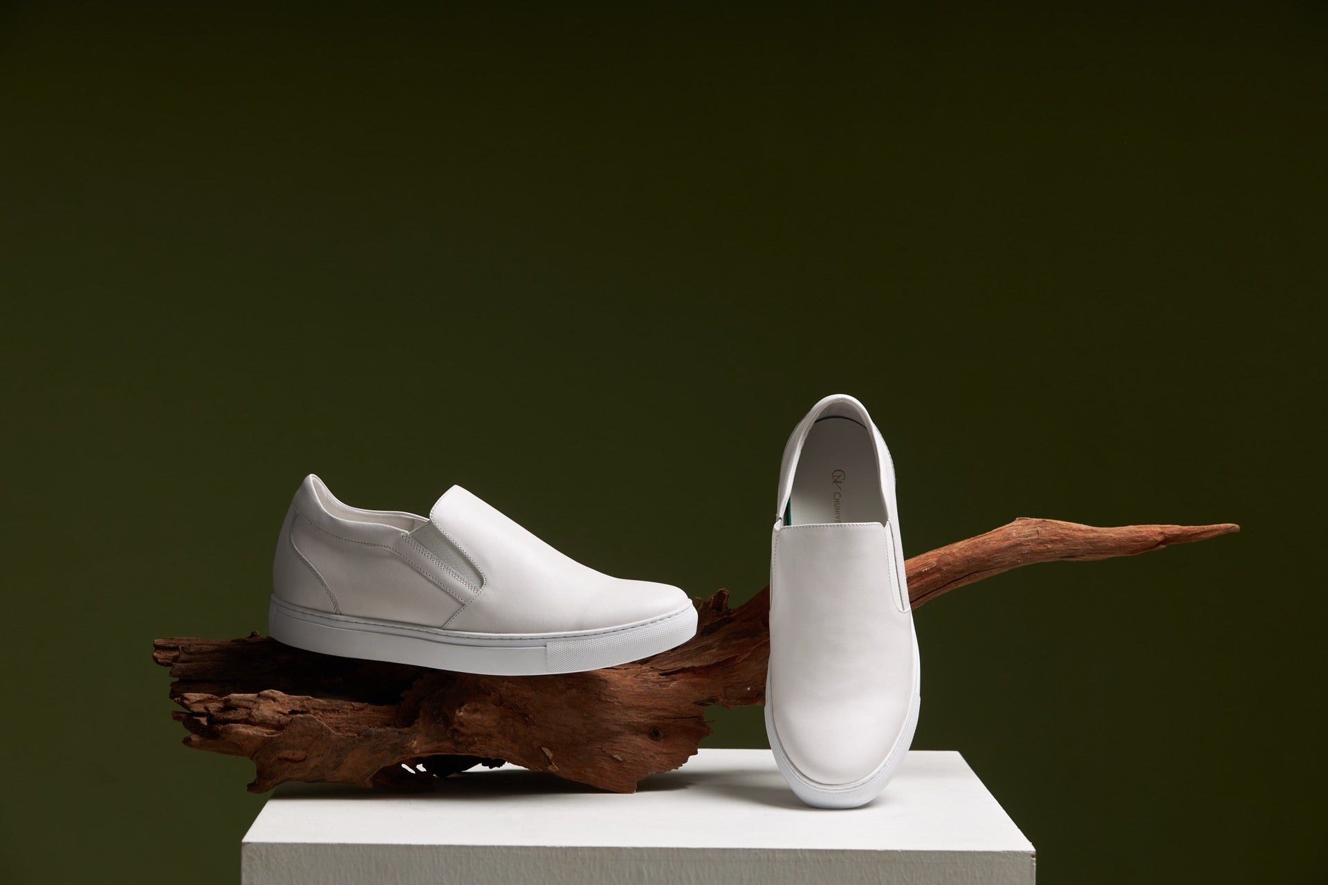 Slip-On White 6cm
